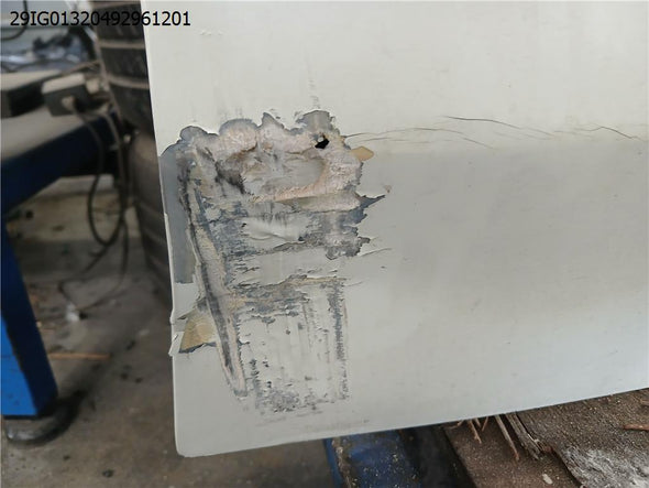 דלת קדמית ימין למרצדס 205 C 2014-2021