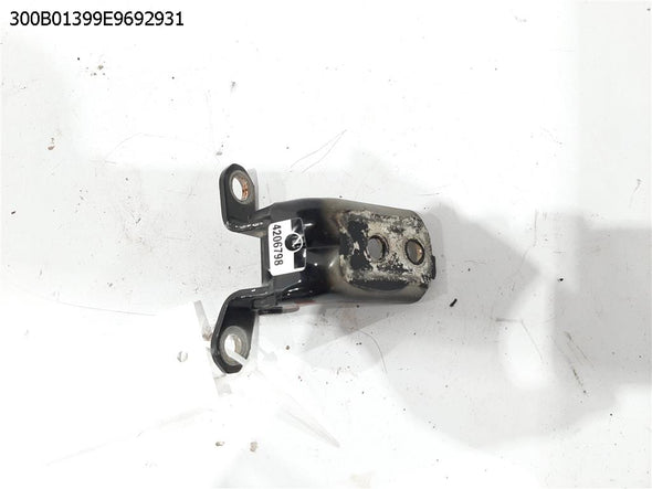 ציר עליון דלת קדמית ימין לניסן קשקאי 2014-2021