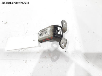 מעבר לדף ציר תחתון דלת אחורית ימין לניסן קשקאי 2014-2021