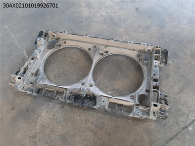 מעבר לדף פח חזית לניסן מקסימה 2016-2025