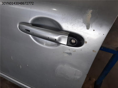 מעבר לדף דלת קדמית שמאל לניסן מיקרה 2011-1920