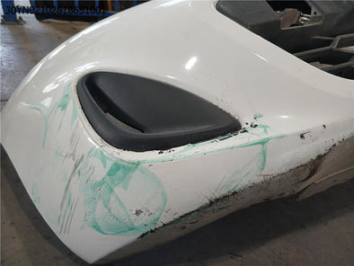 מעבר לדף פגוש קדמי חיצוני לניסן מיקרה 2013-2019