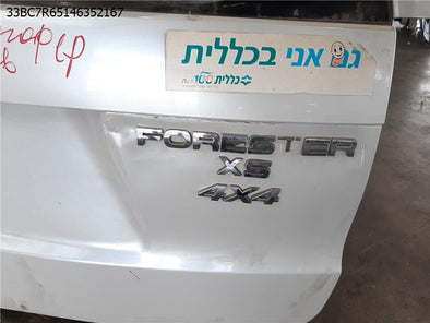 מעבר לדף דלת מטען לסובארו פורסטר 2008-2013