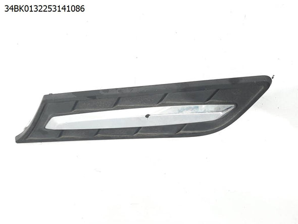 פס קישוט כנף קדמית ימין לסוזוקי ויטרה 2015-2024