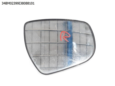 מעבר לדף זכוכית ראי ימין חיצוני לסוזוקי סוויפט 2017-2024