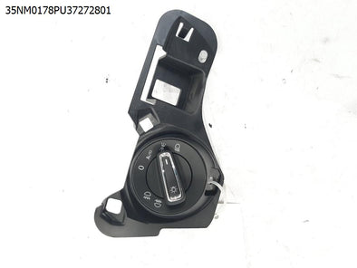 מעבר לדף מתג הפעלת אורות לסיאט לאון 2013-2021