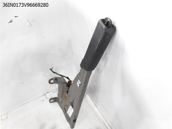 ידית בלם יד לסיטרואן גמפי 2017-2024