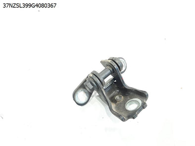 מעבר לדף ציר עליון דלת אחורית ימין לסקודה פביה 2008-2015