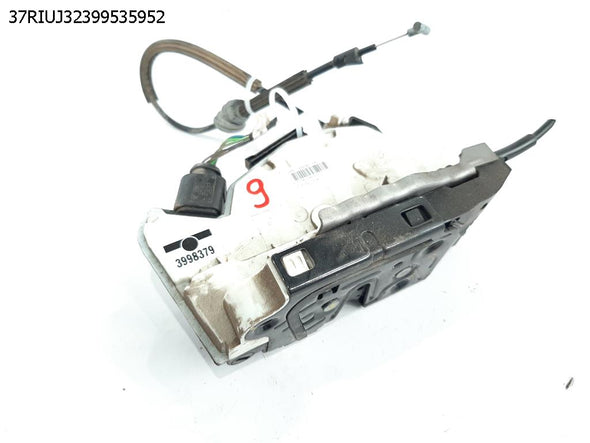 מנעול סטרייקר דלת אחורית ימין לסקודה סופרב 2009-2015