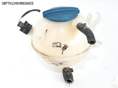 מעבר לדף מיכל עיבוי לפולקסווגן ג'טה 2011-2025