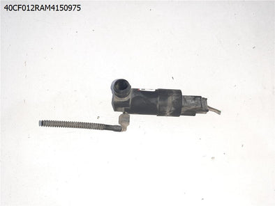 מעבר לדף מנוע מיכל מתיז מים לחלון קדמי לפורד פוקוס 2011-2018