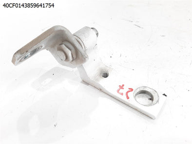 מעבר לדף ציר עליון דלת אחורית שמאל לפורד פוקוס 2011-2018