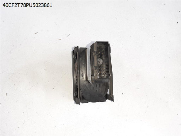 מתג הפעלת אורות לפורד פוקוס 2006-2008