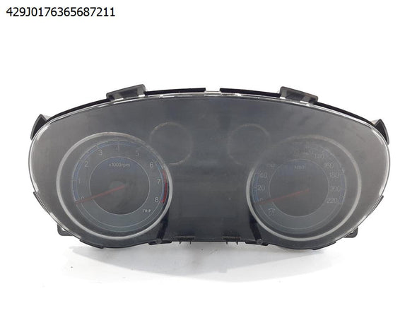 לוח שעונים דיגיטלי לפיאט סדיצ'י 2012-2024