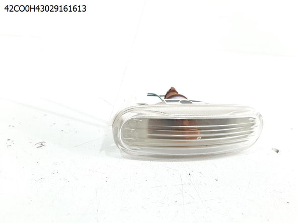 פנס אתות כנף קדמית שמאל לפיאט פונטו 2010-2024