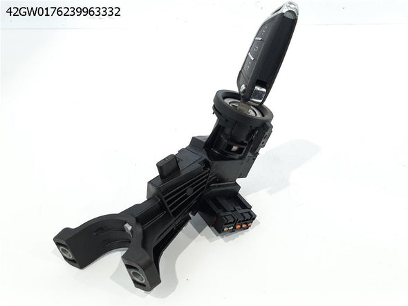 מנעול הגה לפיאט 500L 2013-2018