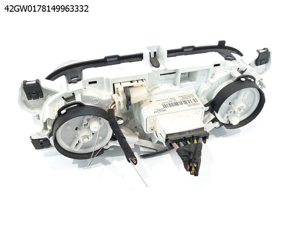 בקרת איורור לפיאט 500L 2013-2018