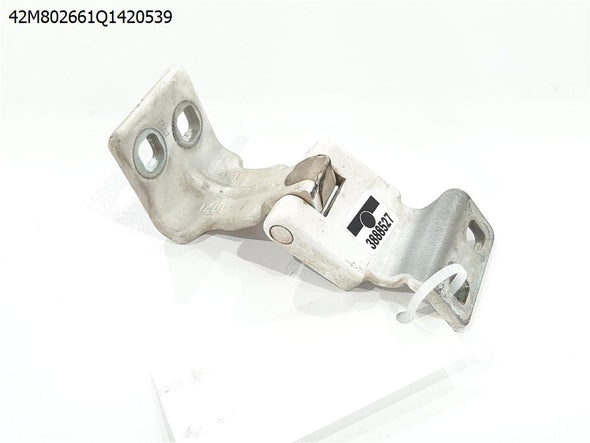 ציר תחתון לדלת מטען ימין לפיאט דובלו 2015-2021