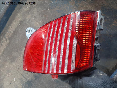 מעבר לדף פנס ימין לפגוש אחורי לפיג'ו 2008 2013-2020