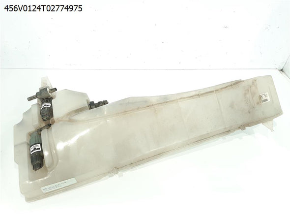 מיכל מתיז מים קדמי לקאדילק SRX 2010-2024