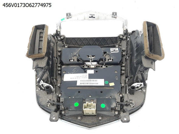 פנל רדיו לקאדילק SRX 2010-2024