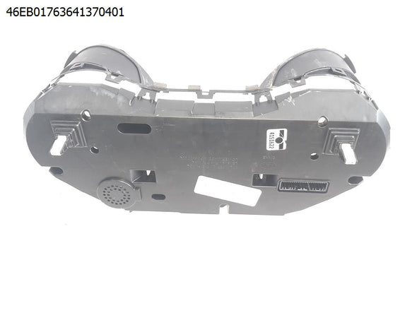 לוח שעונים דיגיטלי לקיה קרנבל 2015-2021