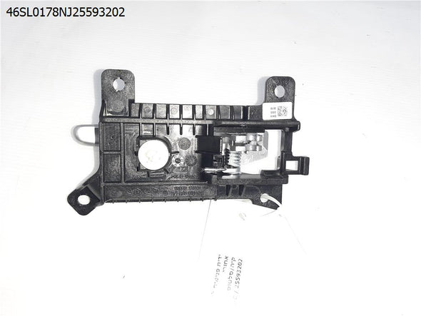 ידית פנימית לפתיחת דלת אחורית ימין לקיה סלטוס 2020-2024