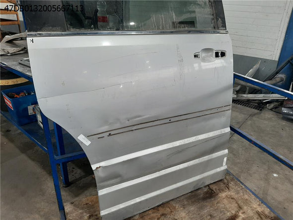 דלת שירות הזזה ימין לקרייזלר וויאג'ר 2010-2024