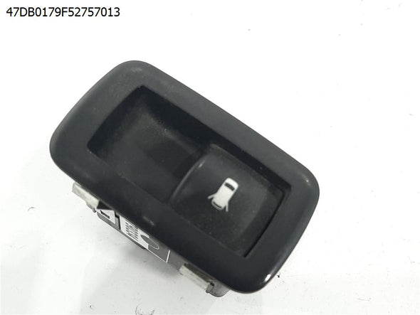 כפתור נעילת דלתות לקרייזלר וויאג'ר 2010-2024