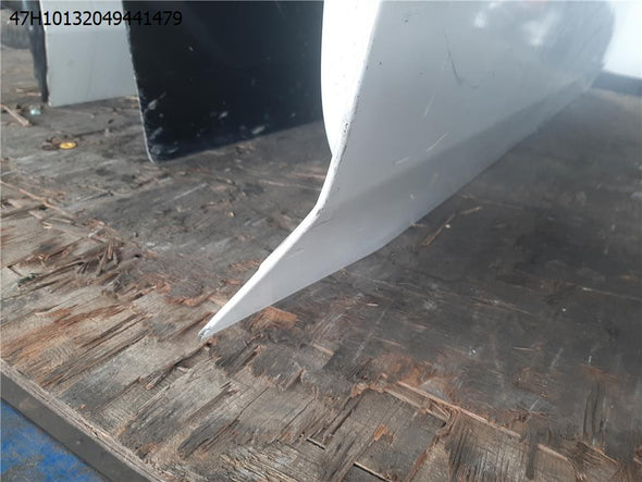 דלת קדמית ימין לקרייזלר גרנד שירוקי 2011-2022