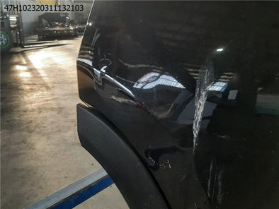 מעבר לדף דלת אחורית ימין לקרייזלר גרנד שירוקי 2022-2025