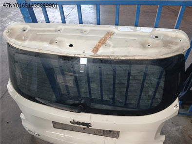 מעבר לדף דלת מטען לקרייזלר רנגייד 2016-2025