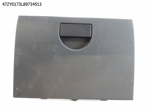 תא כפפות תחתון ימני לקרייזלר קומפאס 2011-2016