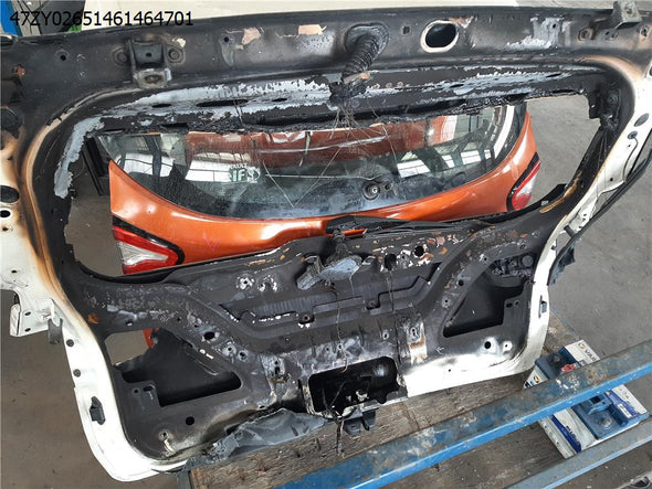 דלת מטען לקרייזלר קומפאס 2018-2021