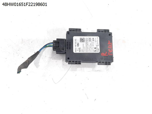 חיישן גילוי שטח נסתר אחורי ימין (רדאר) לרובר ריינג רובר ספורט PHEV 2017-2022