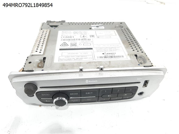 רדיו דיסק MP3 לרנו פלואנס 2009-2025