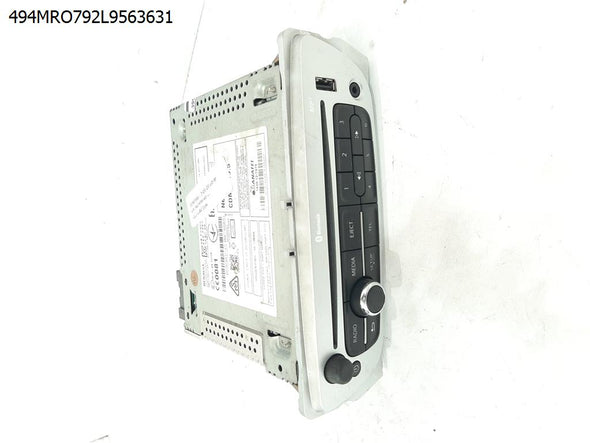 רדיו דיסק MP3 לרנו פלואנס 2009-2025