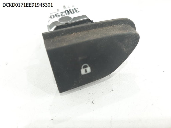 מתג לנעילת דלתות מרכזית לדאצ'יה דאסטר 2015-2018