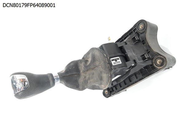 ידית הילוכים גיר אוטומט לדאצ'יה סנדרו 2016-2025