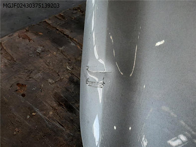 מעבר לדף דלת אחורית שמאל לאם ג'י 3 2024-2025