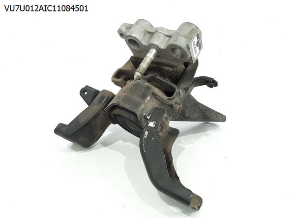 תושבת מנוע עליונה 1800 ללקסוס CT 2011-2024