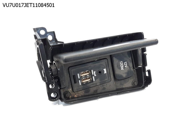 שקע USB ללקסוס CT 2011-2025