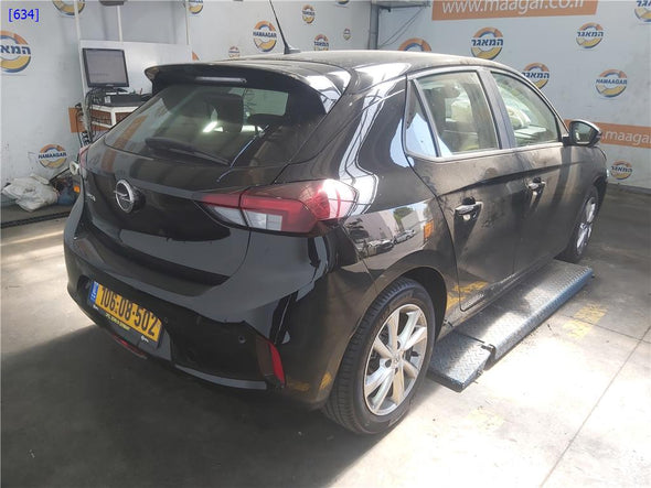 תריס איוורור שמאל בדשבורד לאופל קורסה 2020-2024