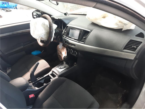 מחזיר אור לפגוש אחורי ימין למיצובישי לנסר 2008-2024