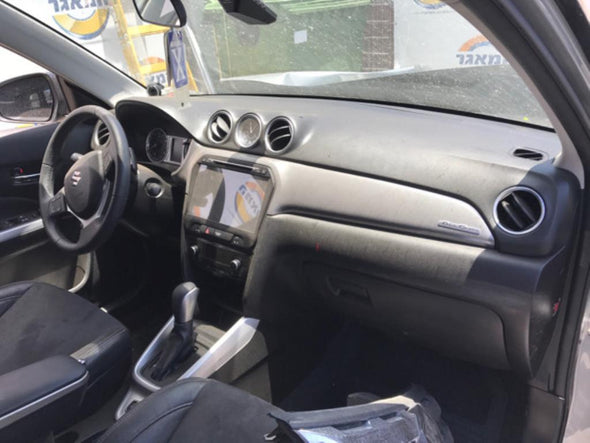 פס קישוט כנף קדמית ימין לסוזוקי ויטרה 2015-2024