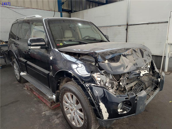 תאורת פנים קדמית למיצובישי פאגרו 2008-2024