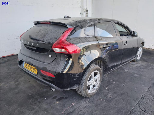 מתג אורות חרום לוולבו V40 2013-2024