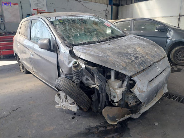 תומך פגוש קדמי אמצעי למיצובישי ספייס סטאר 2013-2024