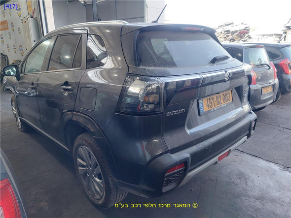 דלת אחורית שמאל לסוזוקי SX4 קרוסאובר 2022-2024