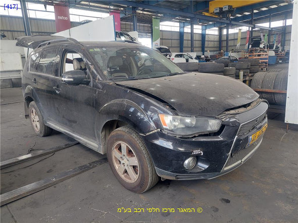 פינה שמאל לפגוש אחורי למיצובישי אוטלנדר 2008-2013